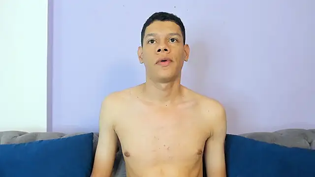 milo cruz  online show from July 28, 9:36 pm