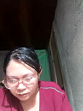 Snapshot of hotpinay_45 chatting on February 10, 9:02 am hotpinay 45 online show from February 10, 9:02 am