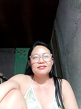 Snapshot of hotpinay_45 chatting on February 13, 12:50 am hotpinay 45 online show from February 13, 12:50 am