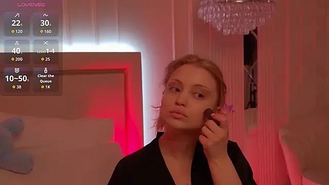 MollyHilton online show from March 11, 6:14 pm