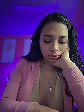 Snapshot of Sasha-18 chatting on February 10, 12:20 pm Sasha-18 online show from February 10, 12:20 pm