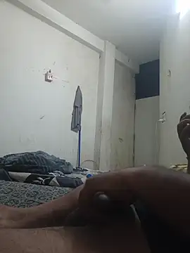 Snapshot of GTX-8194 chatting on February 20, 5:02 pm GTX-8194 online show from February 20, 5:02 pm