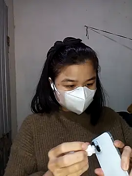 Snapshot of Daisy-lusia2026 chatting on February 21, 12:22 am Daisy-lusia2026 online show from February 21, 12:22 am