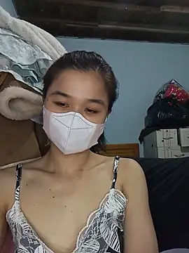 Daisy-lusia2026 online show from May 24, 12:10 pm