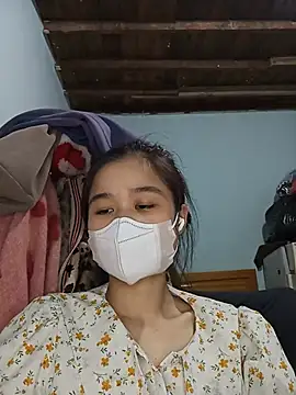 Daisy-lusia2026 online show from May 31, 11:17 am