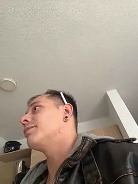 AxelMuller online show from February 12, 12:33 pm