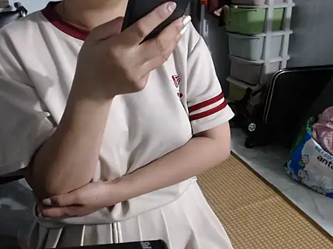 Cindrella chan online show from February 26, 5:45 pm