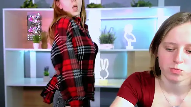 Snapshot of stella_flower chatting on February 2, 2:38 pm stella flower online show from February 2, 2:38 pm