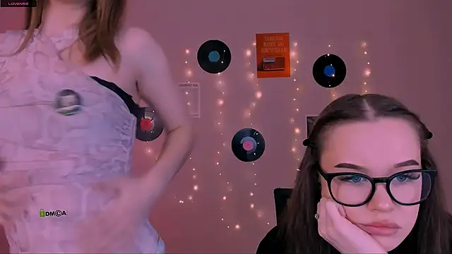 eira mouse online show from April 7, 8:59 am