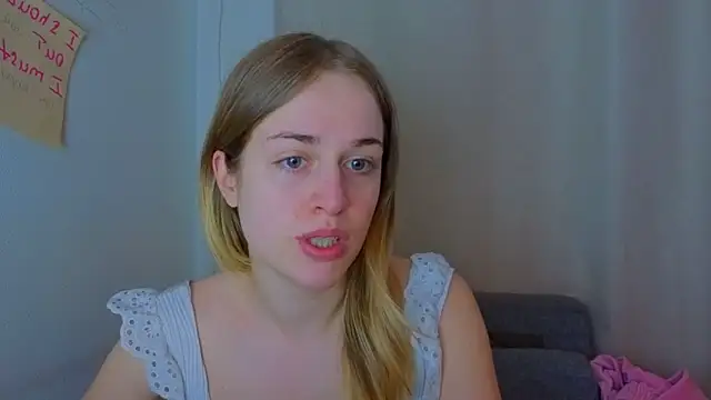 AnneRiver online show from April 1, 5:41 am