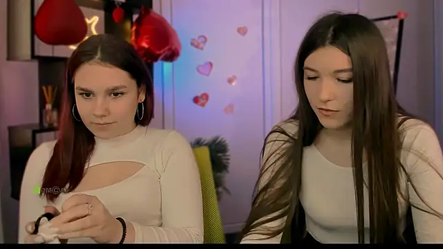 Snapshot of elis_sunny chatting on February 25, 12:26 pm elis sunny online show from February 25, 12:26 pm