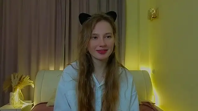 Snapshot of DorrisVickroy chatting on February 12, 10:21 am DorrisVickroy online show from February 12, 10:21 am