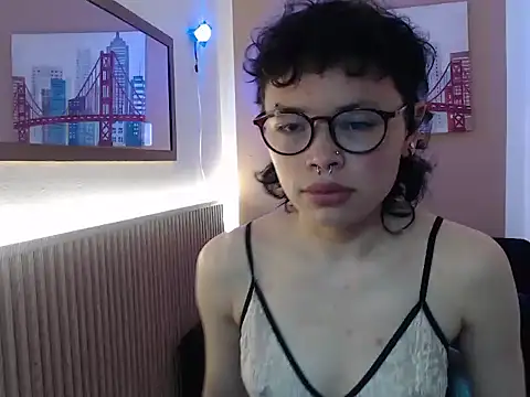 Snapshot of samantta_ink chatting on February 26, 1:54 pm samantta ink online show from February 26, 1:54 pm