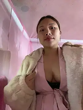 Snapshot of Emxinhka1 chatting on March 15, 9:04 am Emxinhka1 online show from March 15, 9:04 am