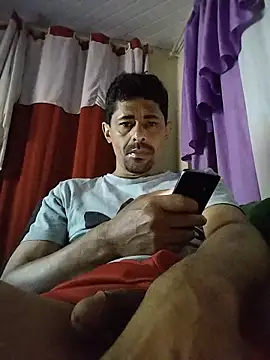 Snapshot of superred22 chatting on June 13, 1:58 am superred22 online show from June 13, 1:58 am