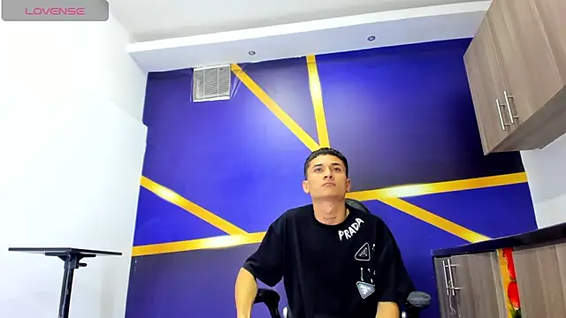 Matheus Ic online show from February 14, 8:49 pm