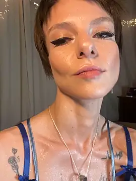 Snapshot of Olivia-Brooks chatting on February 13, 4:25 pm Olivia-Brooks online show from February 13, 4:25 pm