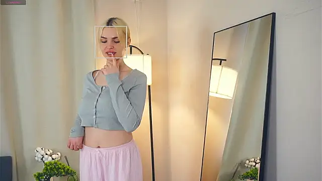 Snapshot of PatricePerlow chatting on February 11, 7:46 am PatricePerlow online show from February 11, 7:46 am