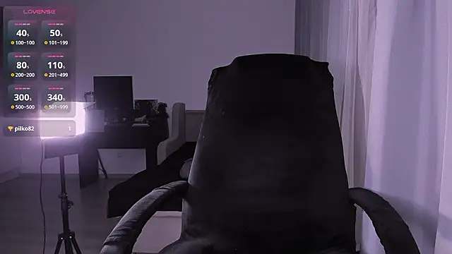 tributetomyluxury online show from February 20, 5:46 pm