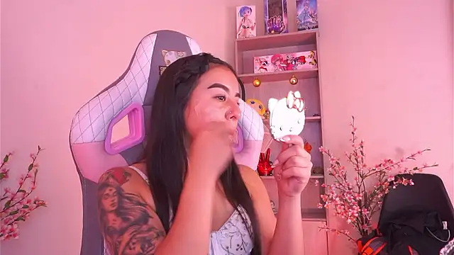 mavi boo online show from February 9, 6:45 pm