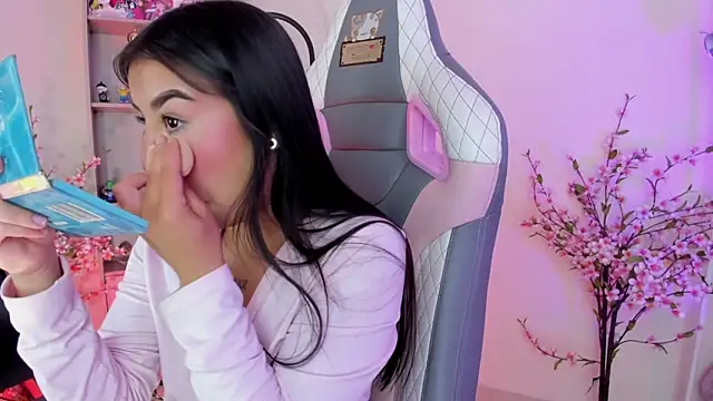 mavi boo online show from February 25, 6:17 pm