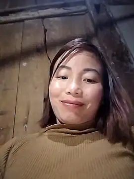 Snapshot of Ella-aa chatting on February 11, 12:54 pm Ella-aa online show from February 11, 12:54 pm