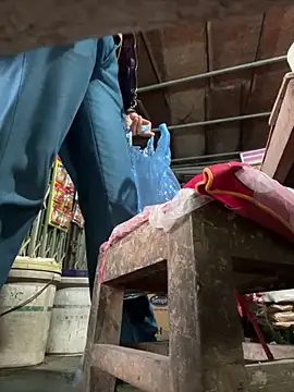 Snapshot of YANINA120 chatting on February 8, 2:15 am YANINA120 online show from February 8, 2:15 am