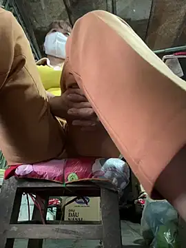 Snapshot of YANINA120 chatting on February 28, 10:38 am YANINA120 online show from February 28, 10:38 am