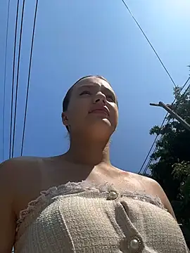 MiaTee online show from March 31, 2:57 am