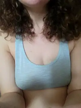 Snapshot of Isa363636 chatting on February 19, 3:52 pm Isa363636 online show from February 19, 3:52 pm