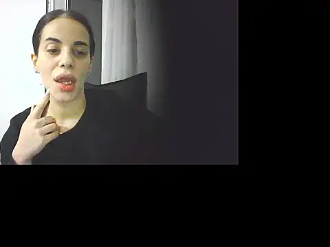 Snapshot of LuxxuryAnne chatting on February 25, 9:02 pm LuxxuryAnne online show from February 25, 9:02 pm