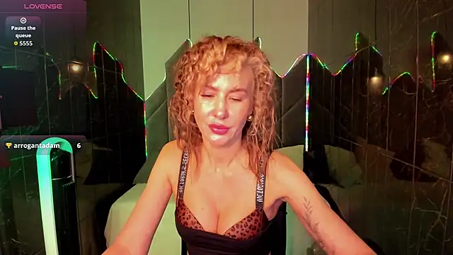 Madam  Isabella online show from February 12, 6:19 am