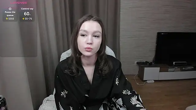 CarmenHill online show from February 17, 4:42 am