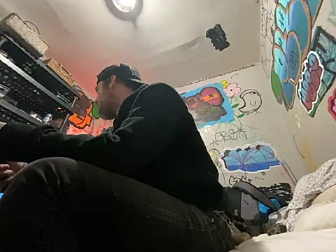 gothboiplzty online show from February 21, 9:05 pm