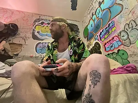 gothboiplzty online show from June 5, 12:39 am