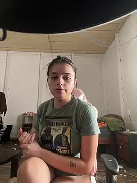 Snapshot of vainillasuave chatting on February 28, 7:04 pm vainillasuave online show from February 28, 7:04 pm