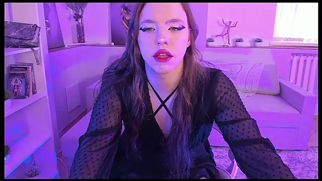 Snapshot of Madison_dolly chatting on March 23, 8:40 am Madison dolly online show from March 23, 8:40 am