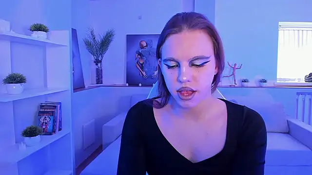 Snapshot of Madison_dolly chatting on March 30, 8:59 am Madison dolly online show from March 30, 8:59 am