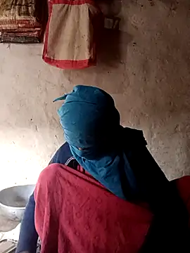 Snapshot of Lovely_sima chatting on February 9, 2:37 am Lovely sima online show from February 9, 2:37 am