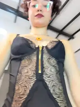 Snapshot of luci_butterfly chatting on February 23, 7:22 pm luci butterfly online show from February 23, 7:22 pm