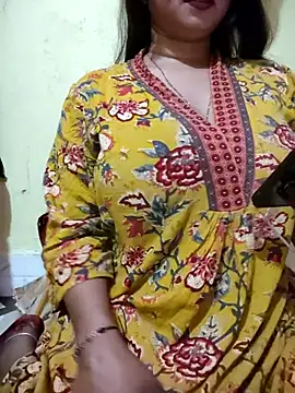 Snapshot of PARI51 chatting on February 14, 8:27 pm PARI51 online show from February 14, 8:27 pm