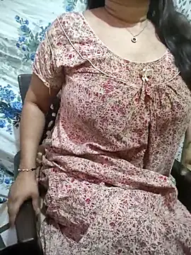 Snapshot of PARI51 chatting on March 1, 7:49 pm PARI51 online show from March 1, 7:49 pm