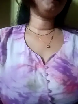 PARI51 online show from March 25, 8:42 am