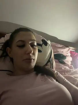 Aura899 online show from February 28, 4:57 am