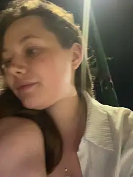 AsynaYuuki online show from February 1, 4:05 pm