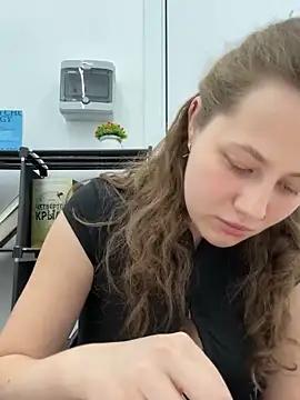 AsynaYuuki online show from March 23, 6:23 pm