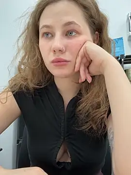 AsynaYuuki online show from March 25, 5:41 pm