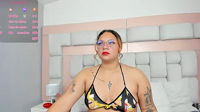 Snapshot of Laurent_glass chatting on February 26, 12:48 pm Laurent glass online show from February 26, 12:48 pm