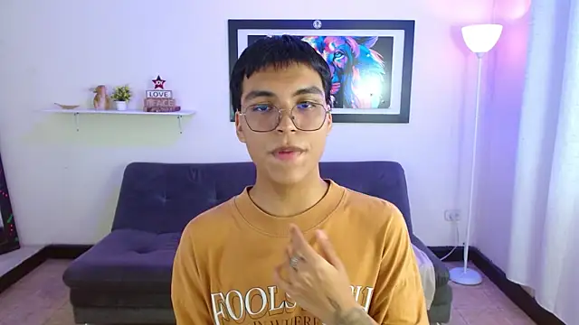 Maecum18 online show from March 20, 8:25 pm