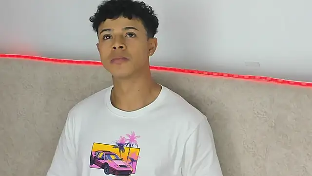 Snapshot of _Alex_Colton chatting on February 28, 10:11 pm Alex Colton online show from February 28, 10:11 pm